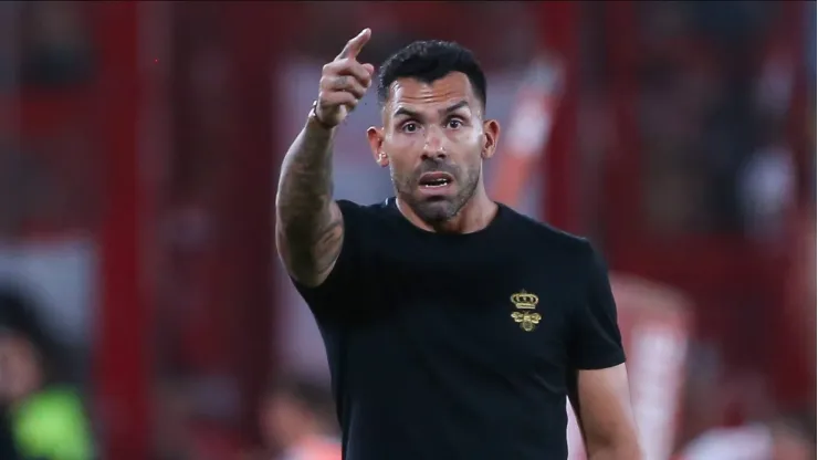 El equipo de la Primera Nacional que quiere a Carlos Tevez como entrenador